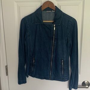 Chicos moto style denim jacket size 4 Chicos size 0